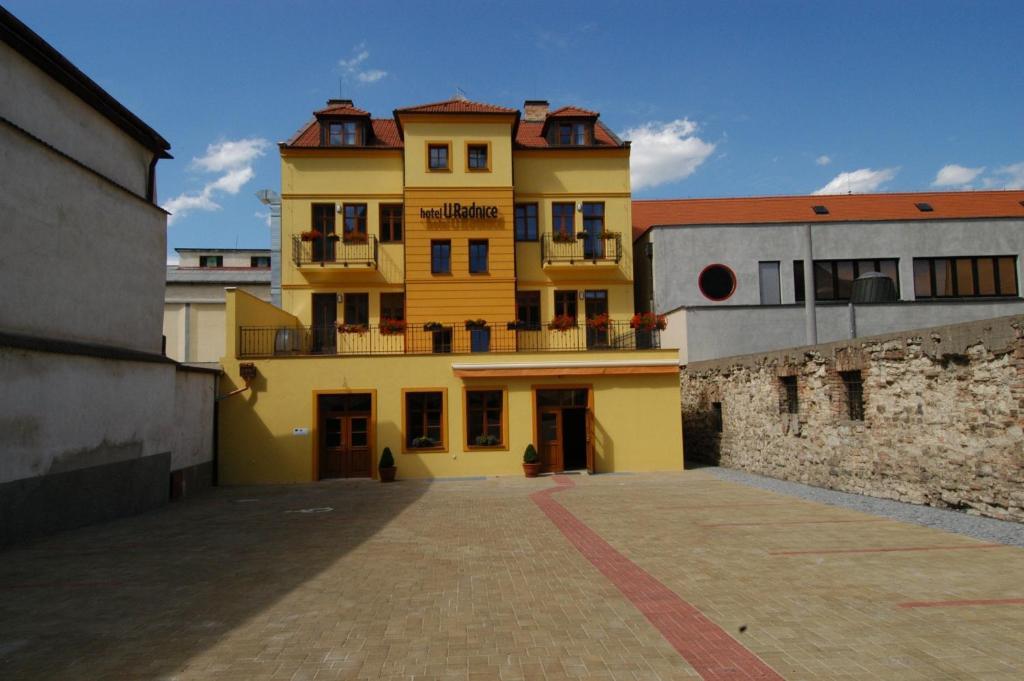Hotel U Radnice لوني المظهر الخارجي الصورة
