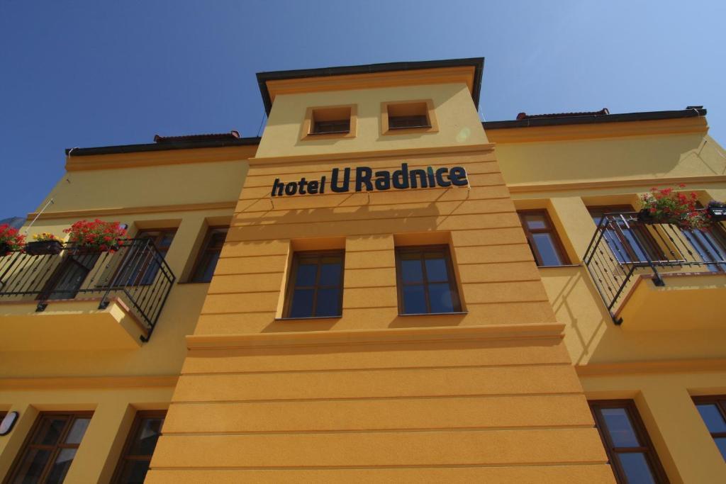 Hotel U Radnice لوني المظهر الخارجي الصورة